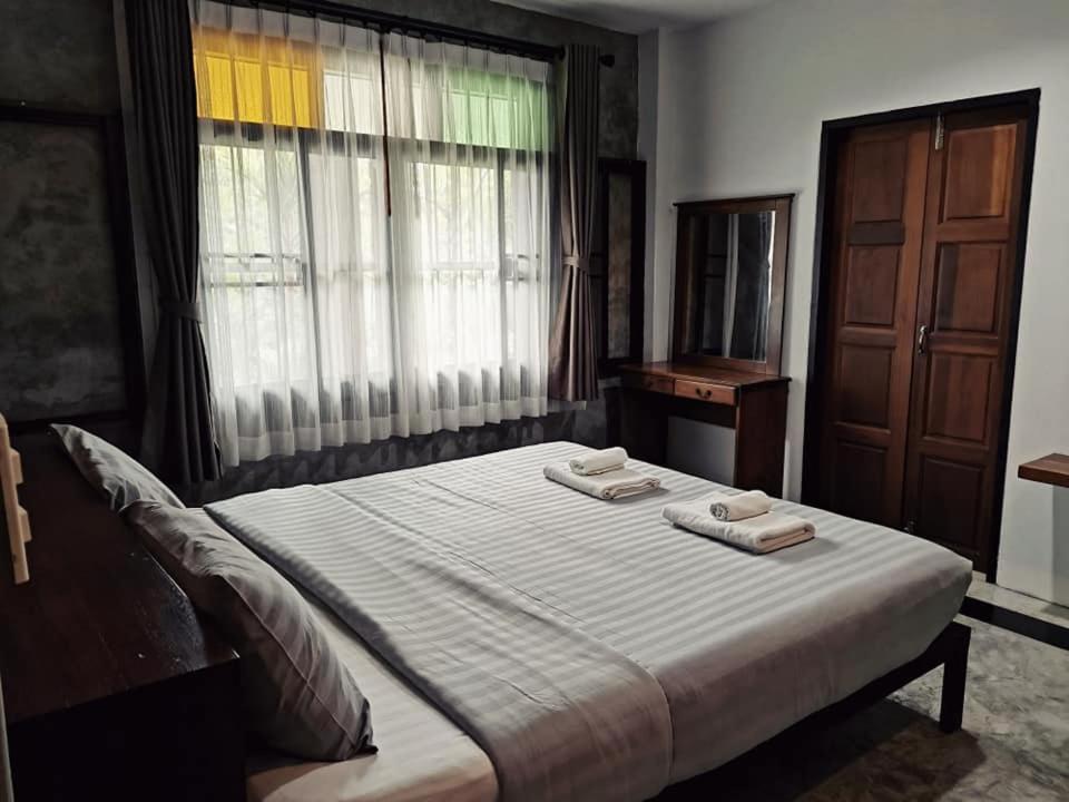 Hotel Baan Nai Suan Bophut Exterior foto