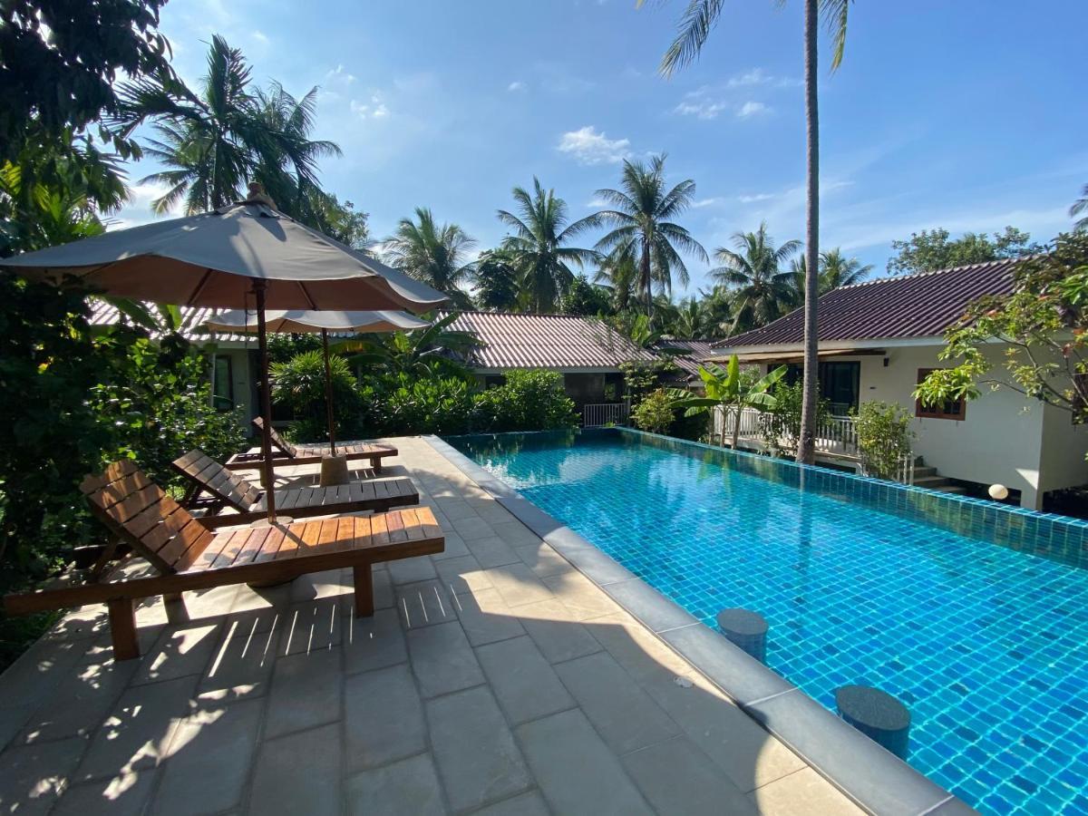 Hotel Baan Nai Suan Bophut Exterior foto